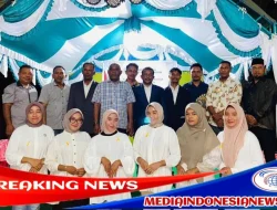 PELANTIKAN KARANG TARUNA DESA WAPREA : Tokoh Muda Desa Waprea Gelar Panas Pela Dua Negeri