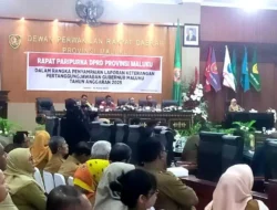 Ketua DPRD Maluku Pimpin Rapat Paripurna Penyampaian LKPJ Gubernur 2025