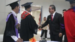Gubernur Maluku Hadiri Wisuda UKIM, Dorong Lulusan Jadi Agen Perubahan