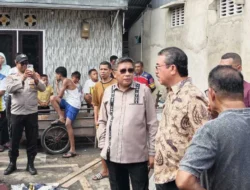 Gubernur Maluku Tinjau Lokasi Kebakaran Enam Rumah di Batu Merah